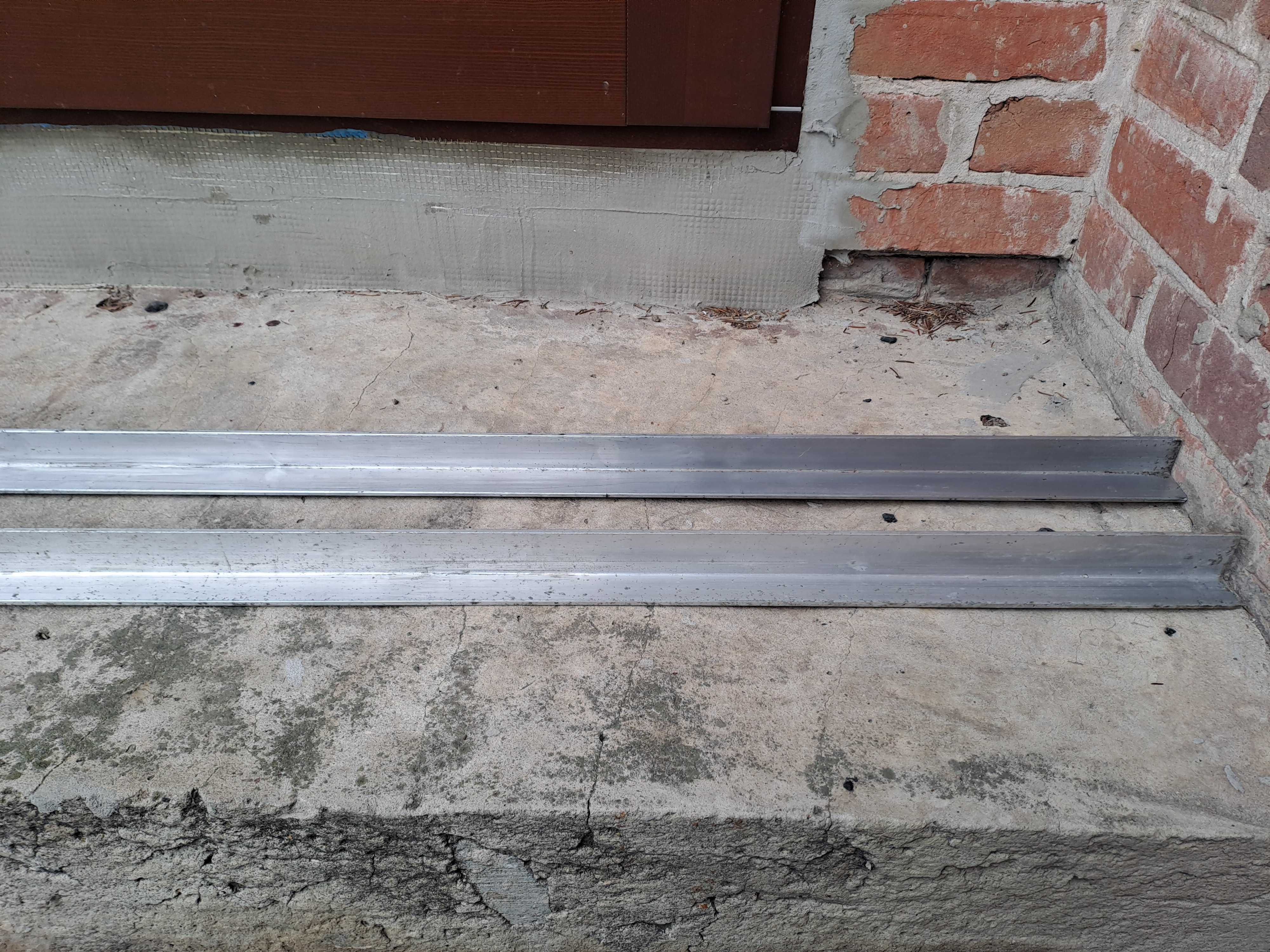 Kątownik aluminiowy 35x35x4mm + 40x30x4mm