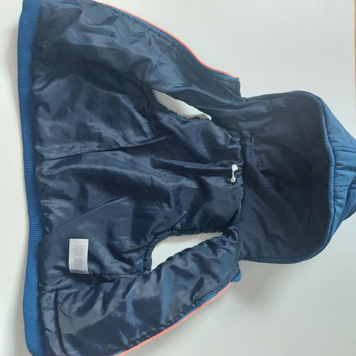 Ocieplany bezrękawnik kamizelka z kapturem Pepco 110