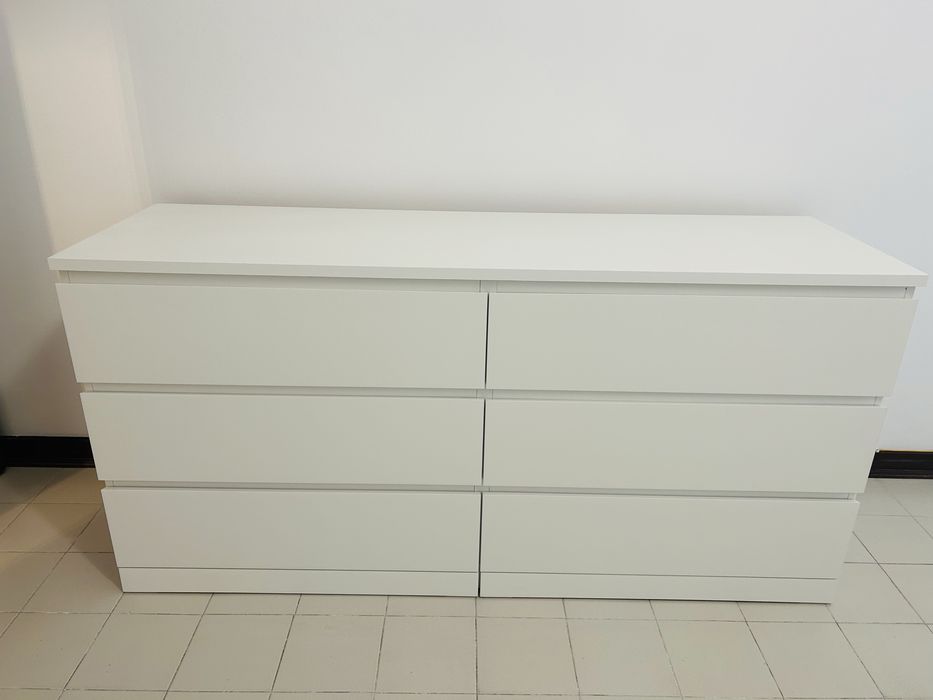 Comoda Ikea MALM c/ 6 gavetas como NOVA
