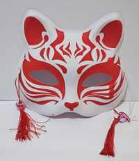 Maska kot w stylu japońskim. Ręcznie malowana.