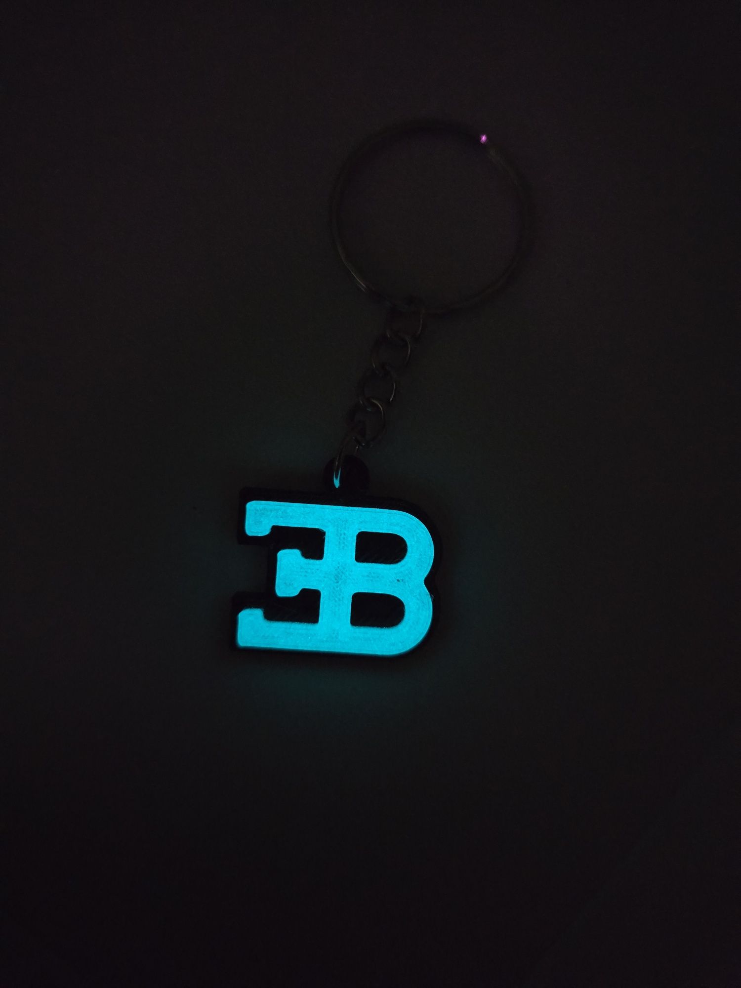 Breloczek Bugatti- Świeci w Nocy! 3d -Druk3d fidget Keychain mixGadzet