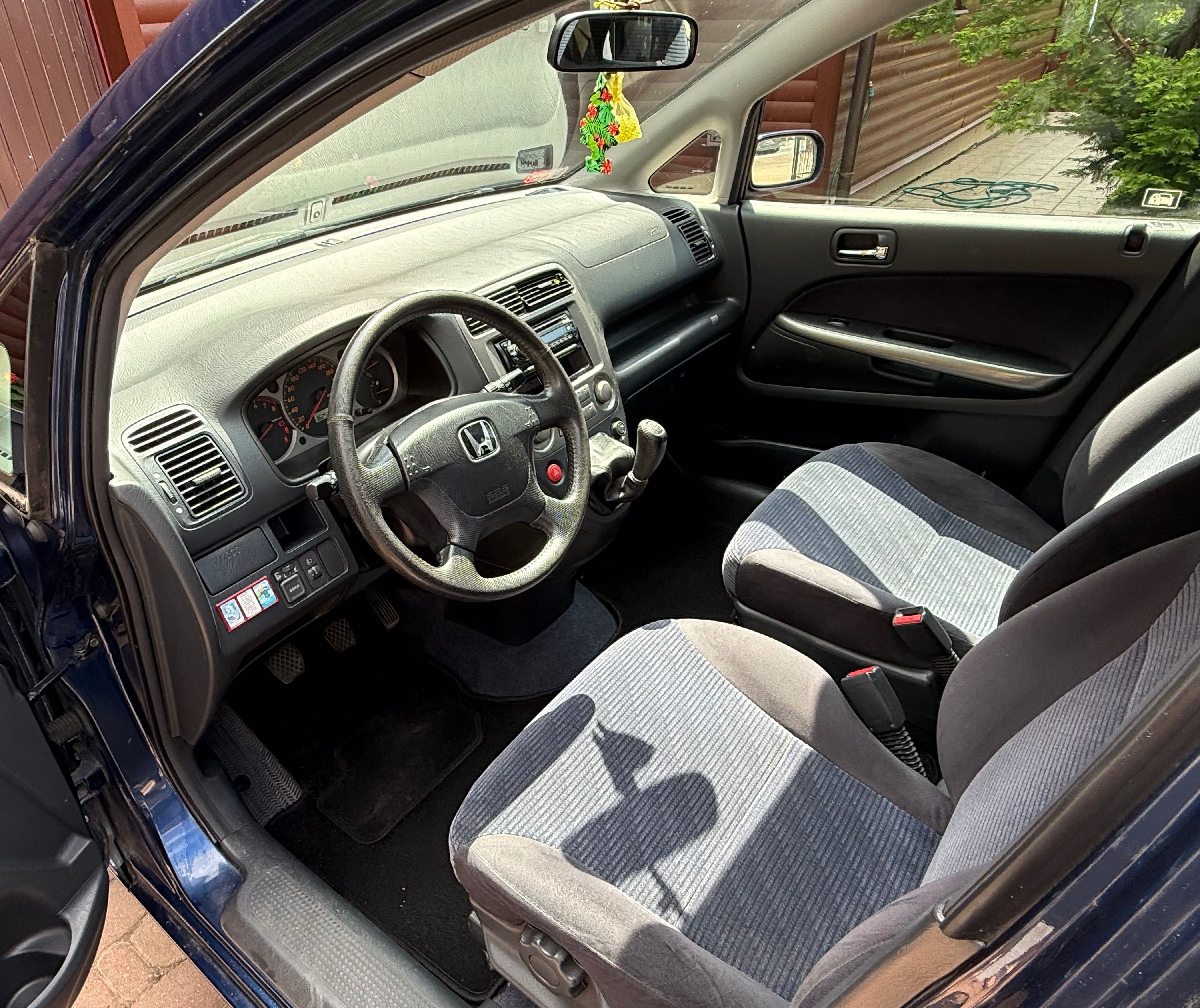 Samochód Honda Stream 2003 rok 2.0 benzyna, 7 osobowa
