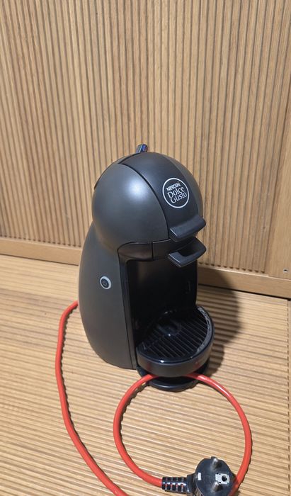 Ekspres Krups KP100 do kawy oraz innych napoi Nescafe Dolce Gusto