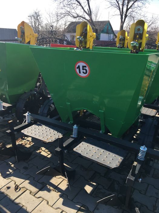 Картоплесаджалка 60