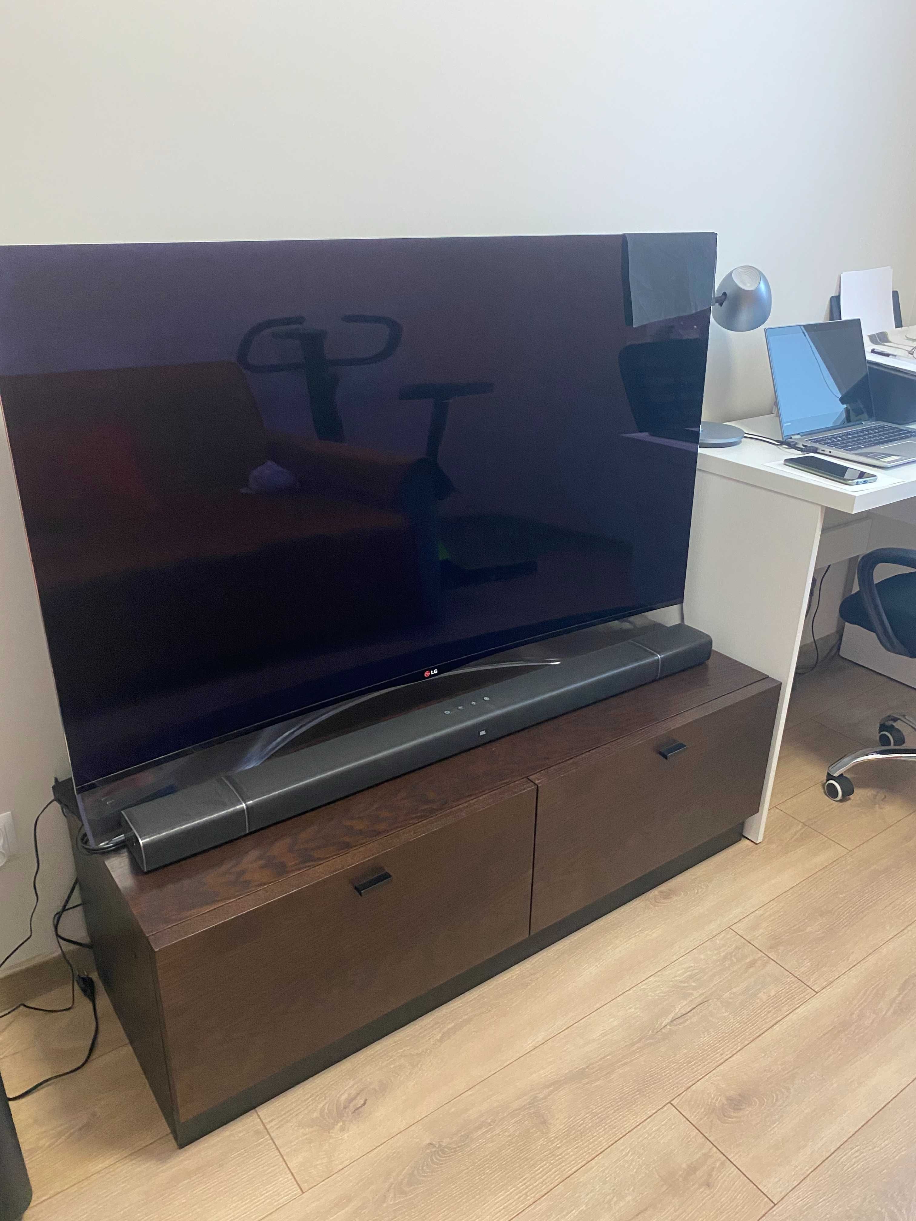 Solidny gabinet (stolik) pod TV,i sprzęt audio.