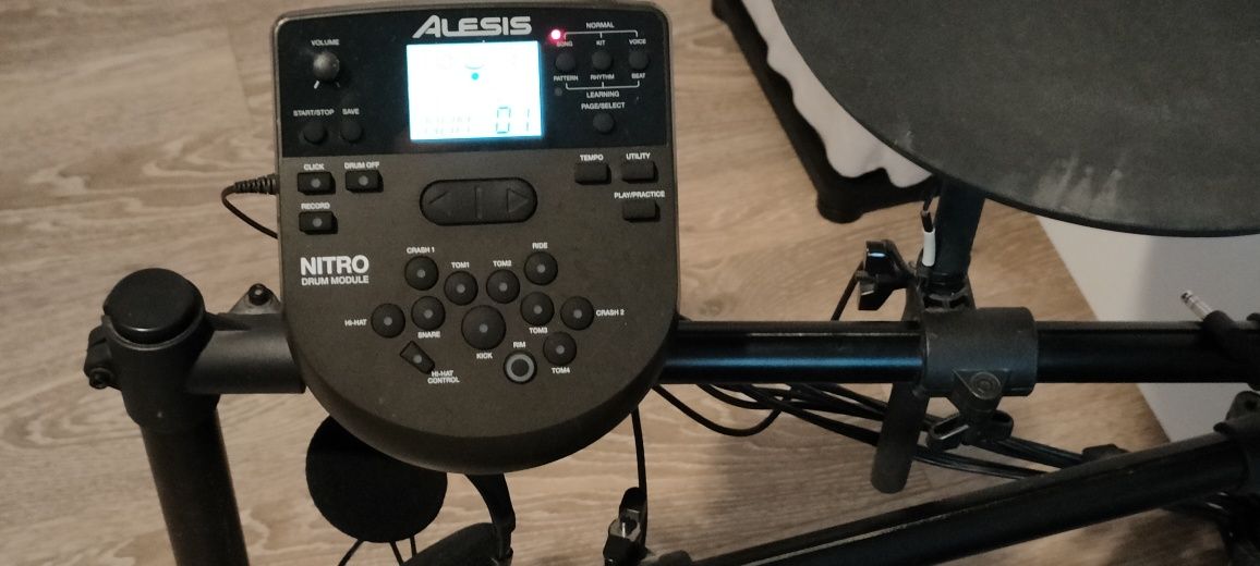 Perkusja elektroniczna ALESIS DM7X Kit