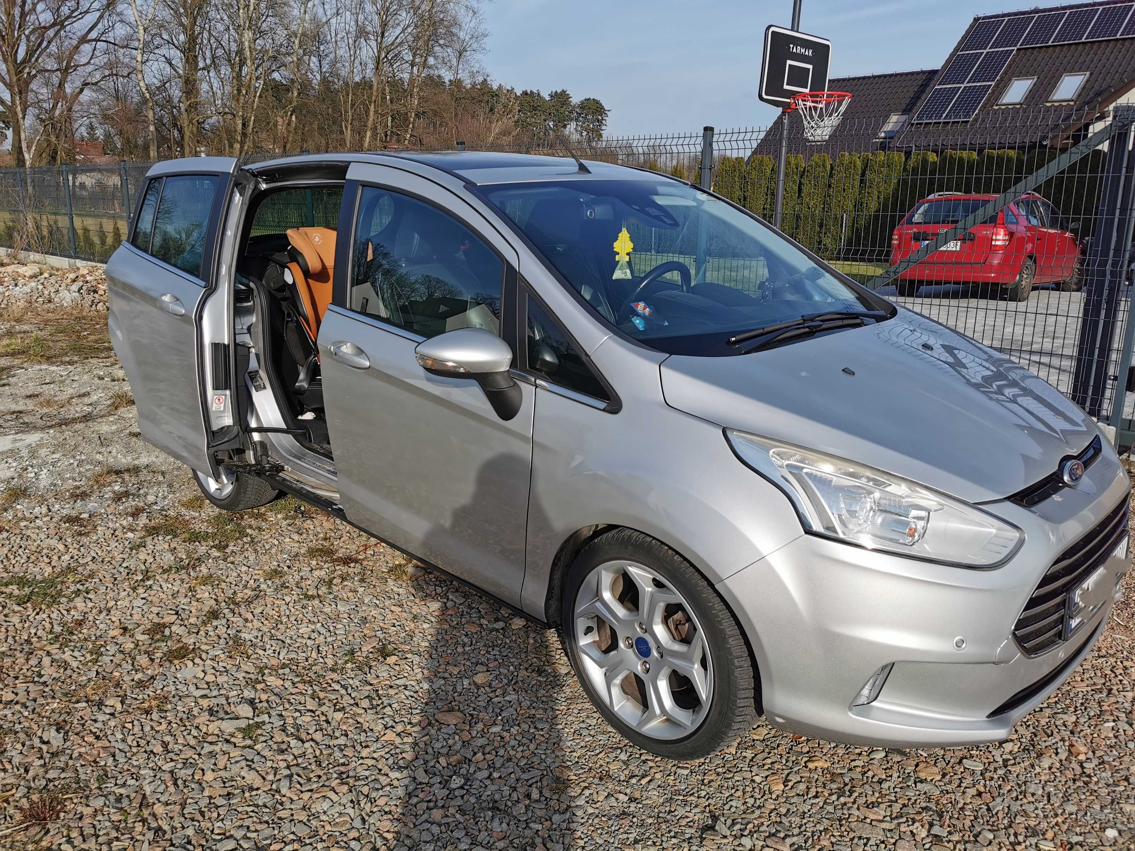 Ford B-MAX EcoBoost Titanium – Benzyna