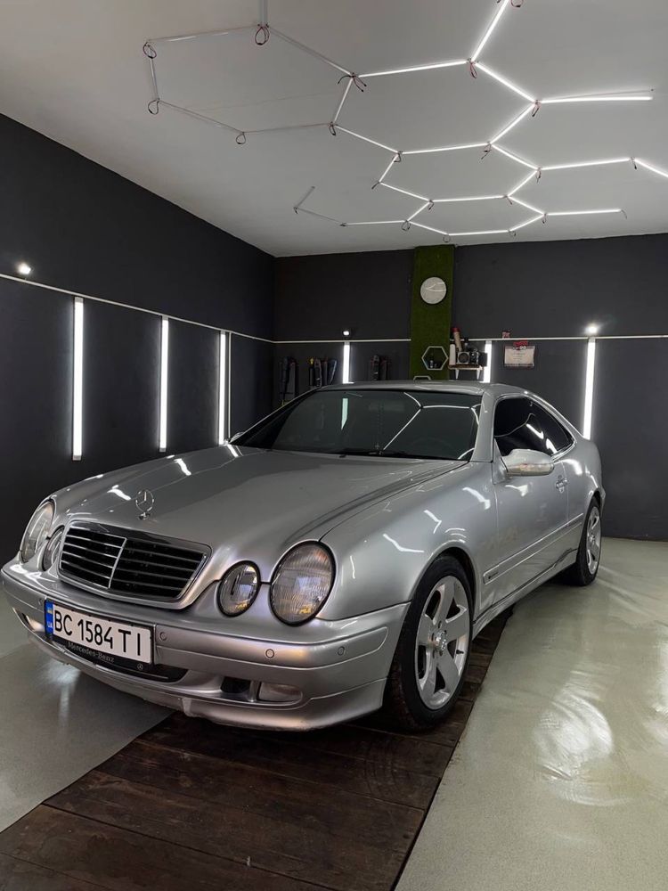 Mercedes Clk w208