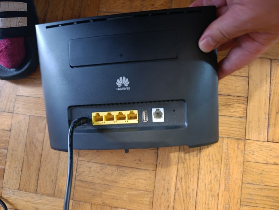 HUAWEI B525s-23a modem WiFi