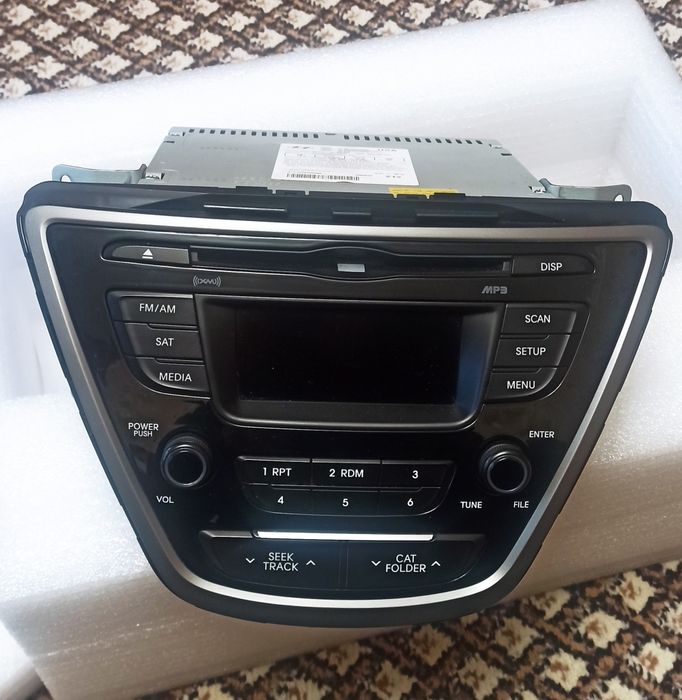 Продам штатную автомагнитолу для Hyundai Elantra 2014-2015 md