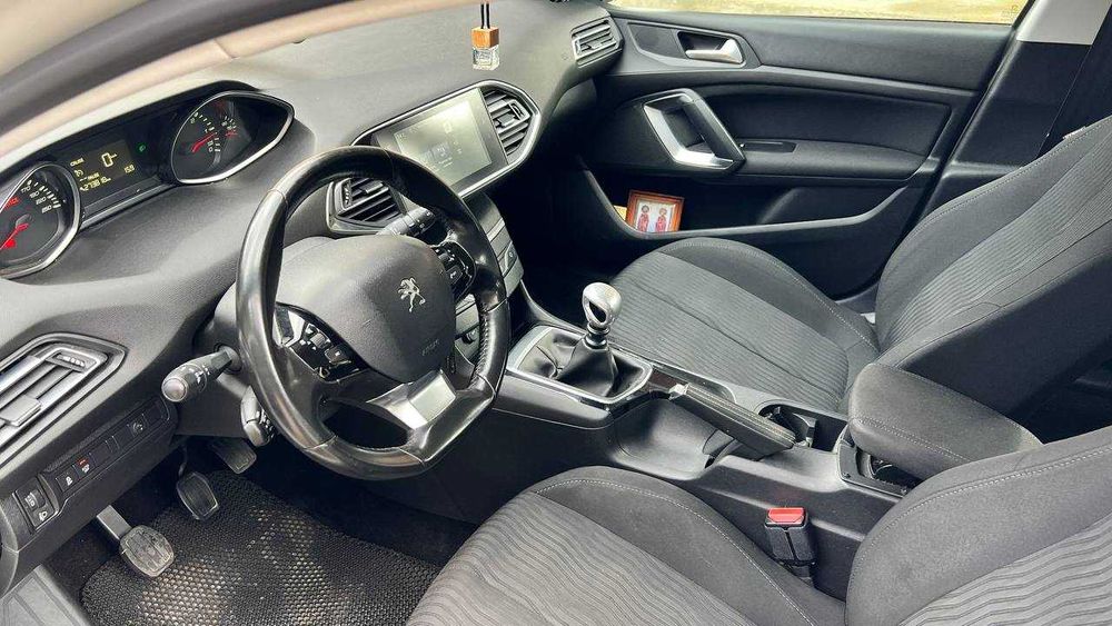 Peugeot 308 SW T9 2015 1.6CTDI