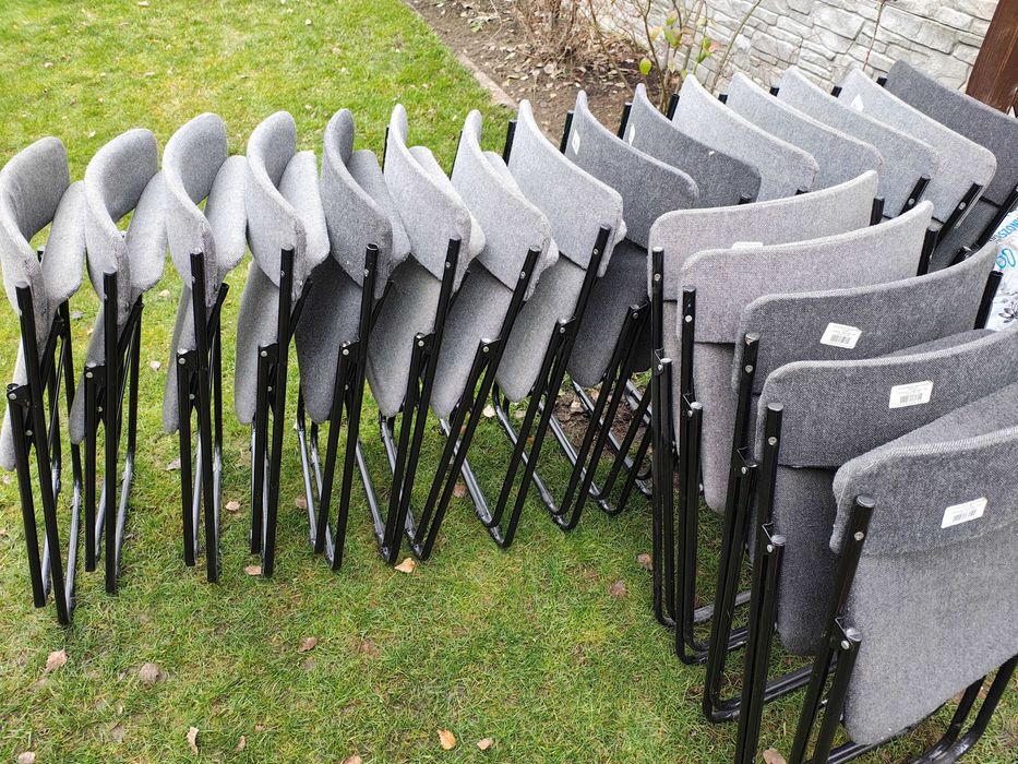 składane krzesła i rozkładane