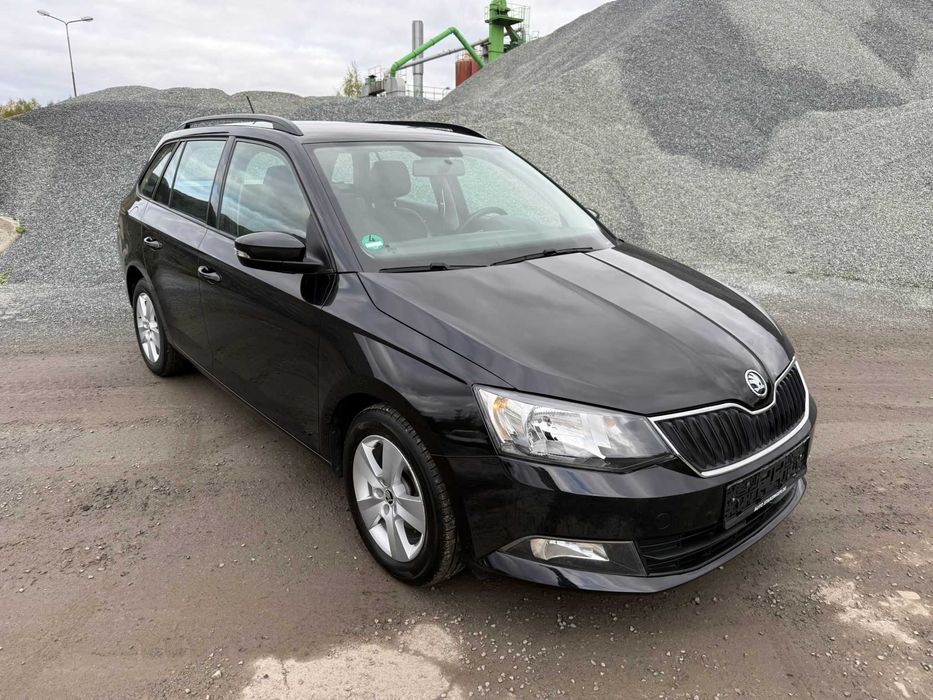 Skoda Fabia 1.2 TSI 90KM Radar Klimatyzacja Alufelgi Serwisowana