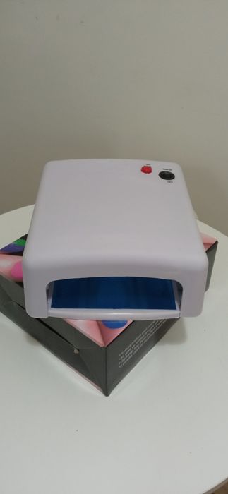 Lampa UV 36 W do paznokci model 818