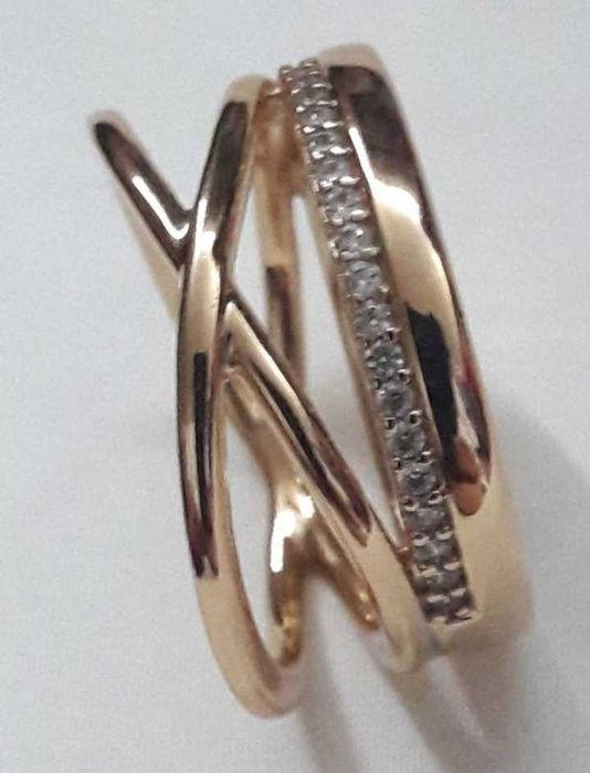 Каблучка позолота 18 розмір нова!