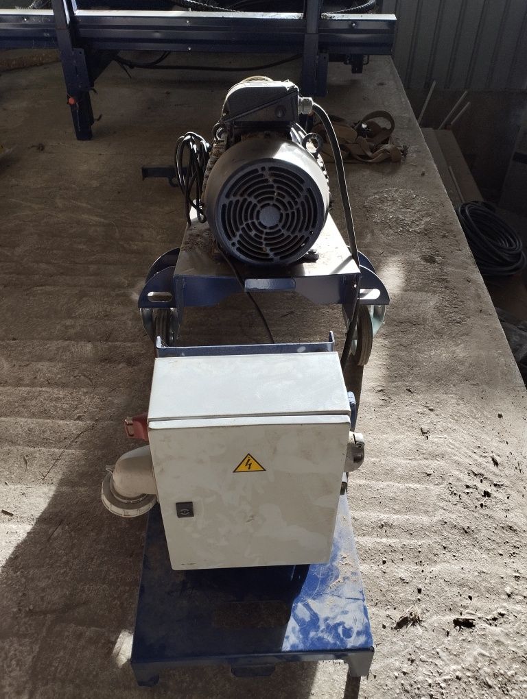 Motor de alimentação para máquina processadora