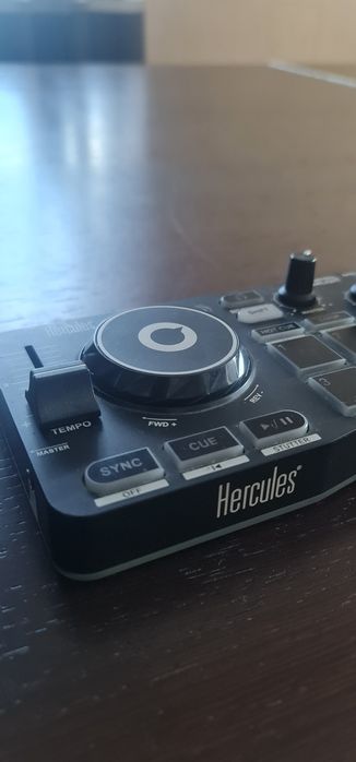 Hecules dj control starlight