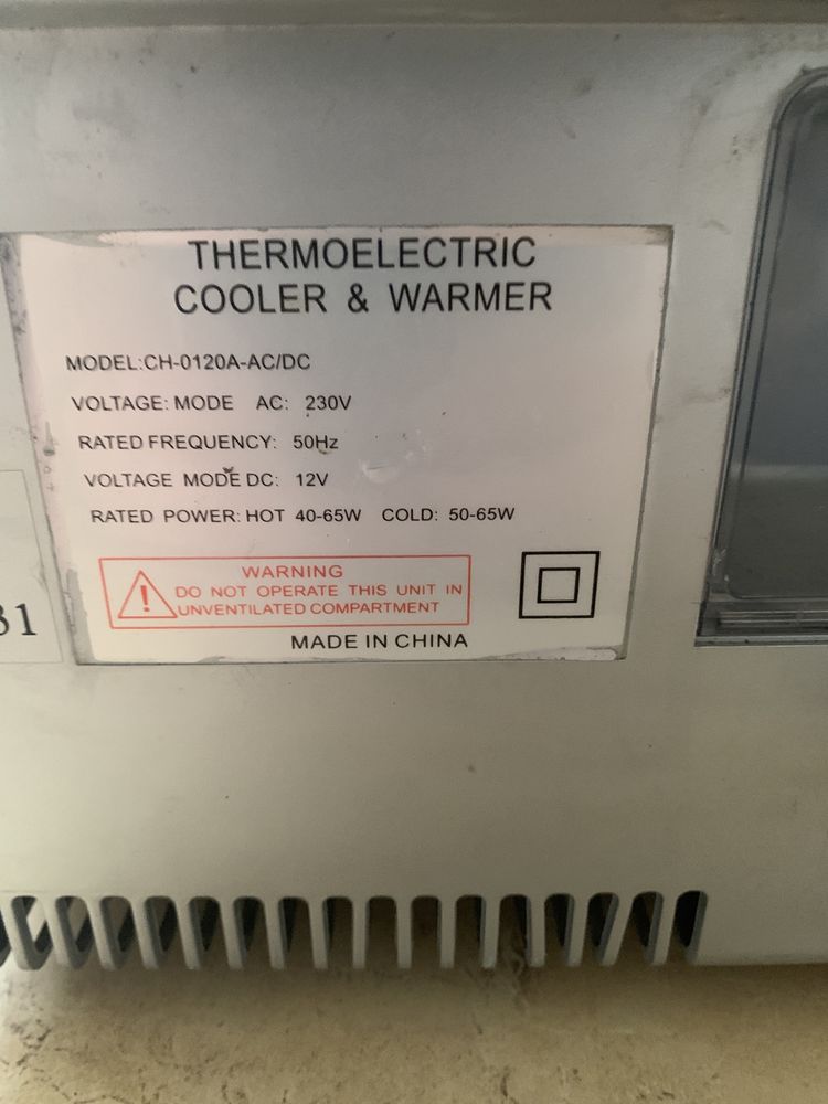 Минихолодильник,бар Termielectric Cooler&Warmer CH-0120A-AC/DC