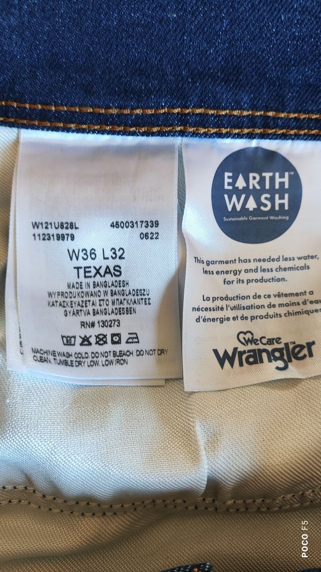 Wrangler Texas Straight The Mountain męskie jeans rozm 36/32 jak 35/32