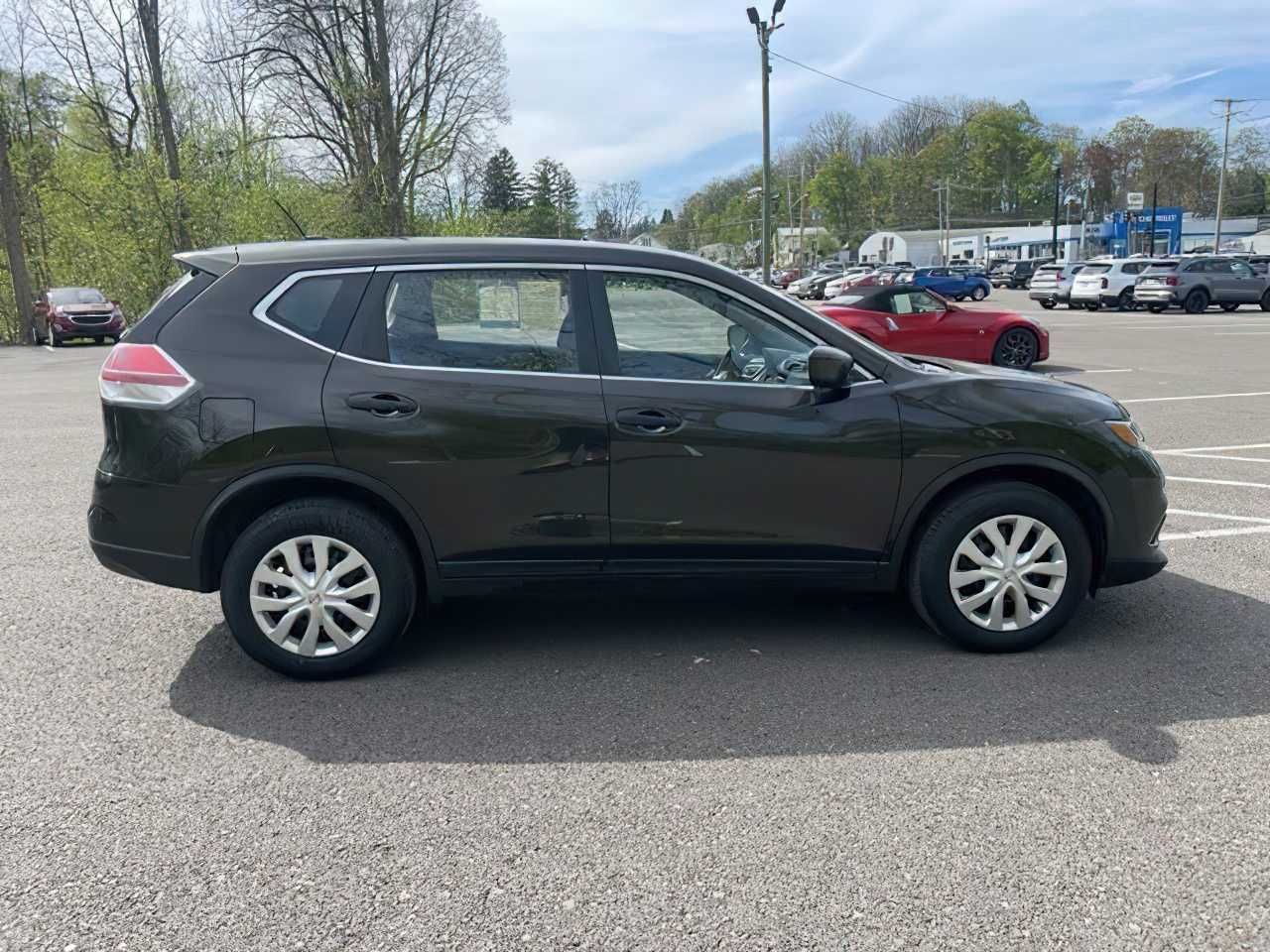 2016 Nissan Rogue SV