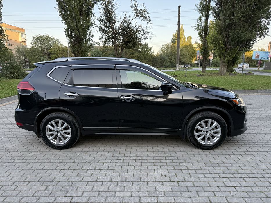 Продам Nissan Rogue 2017 рік
