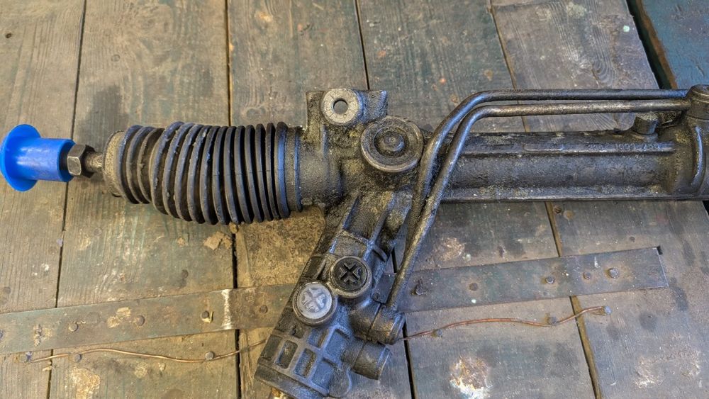 Рулевая рейка BMW e39 без датчика 32 13 1096145