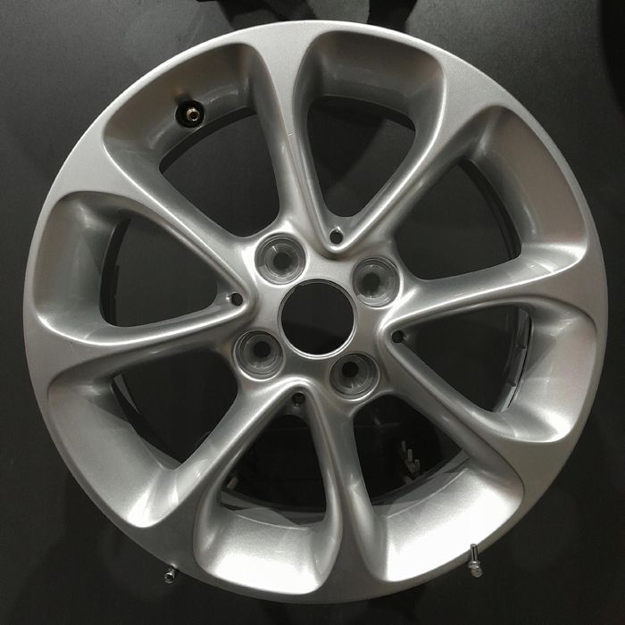 Felga 15 4x100 Smart 5Jx15 ET32 403009673R (F14139-27)