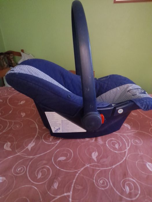 Baby cocks de baloiço