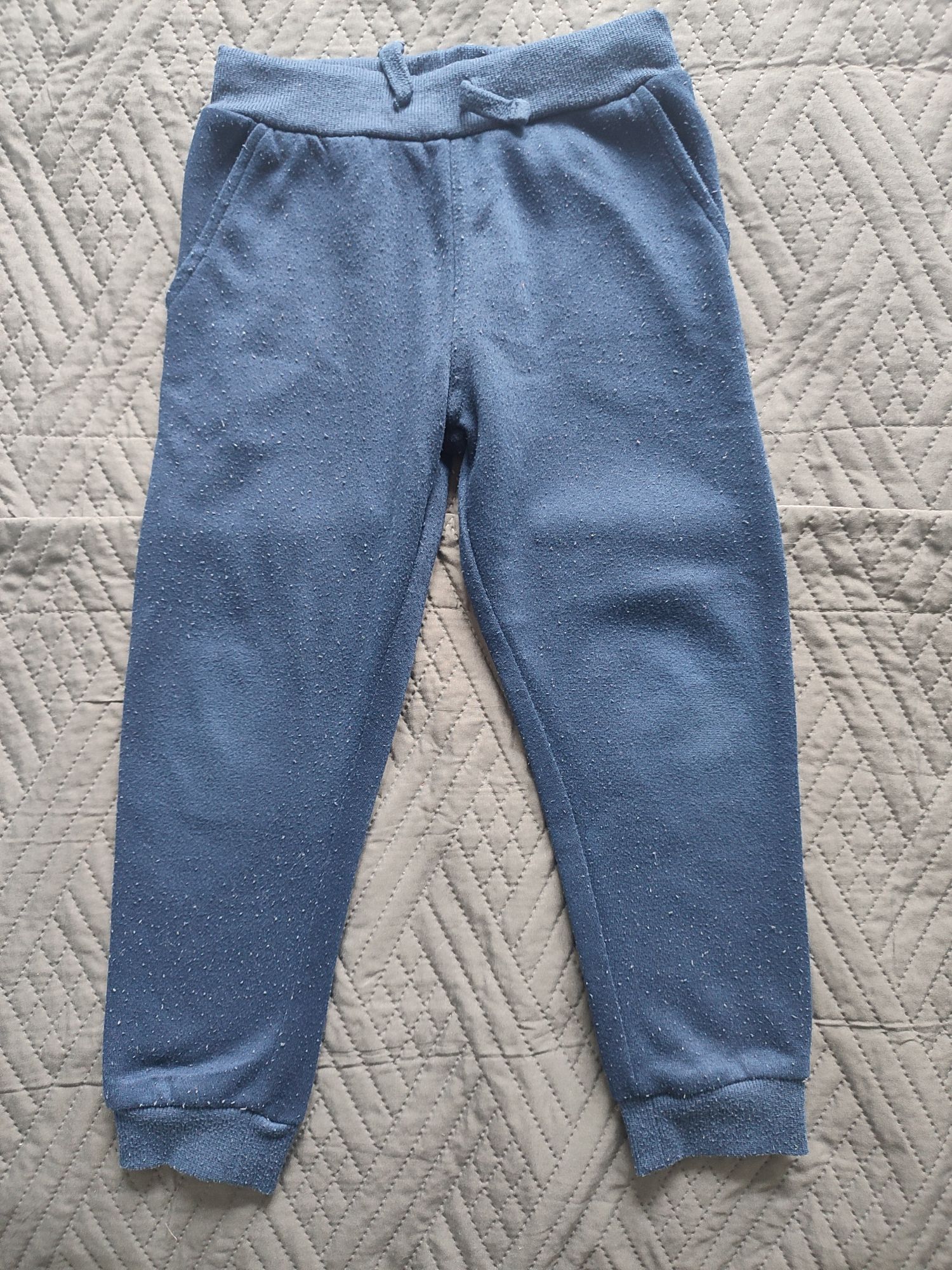 2x spodnie dresowe rozmiar 110