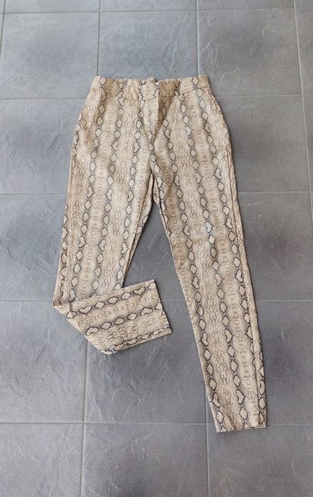 Spodnie legginsy eko skóra węża wyższy stan S 36 Nowe