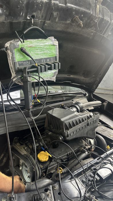 Диагностика авто професiйним обладнанням Bosch