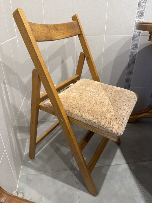 Стіл кухонний розскладний + стільці