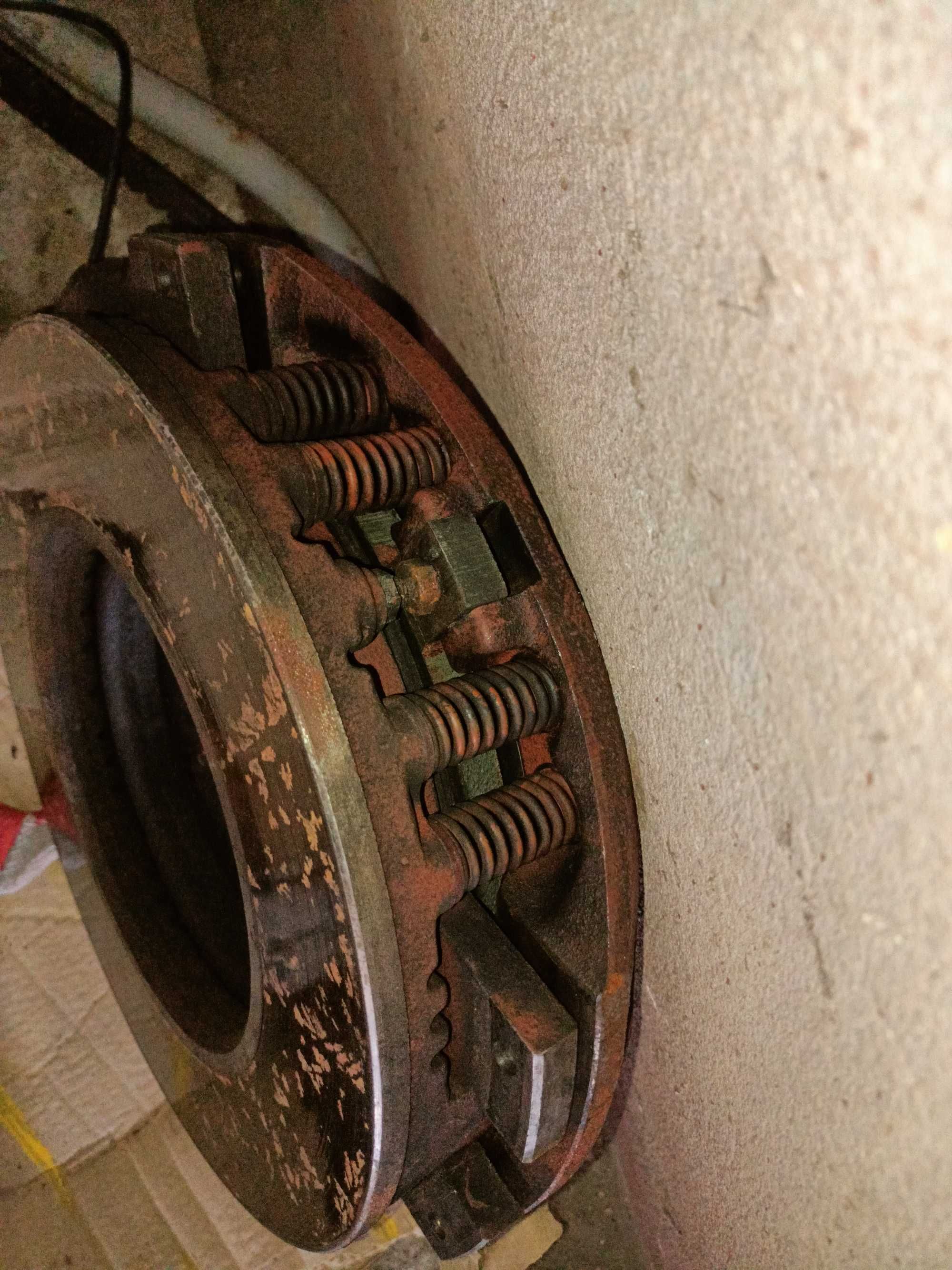 koło zamachowe sprzęgło ursus mf Massey Ferguson 255,3512,2812,235 !!