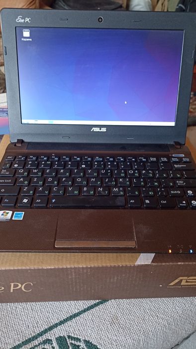 Продам нетбук у робочому стані