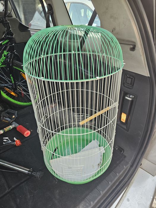 Gaiola usada como nova