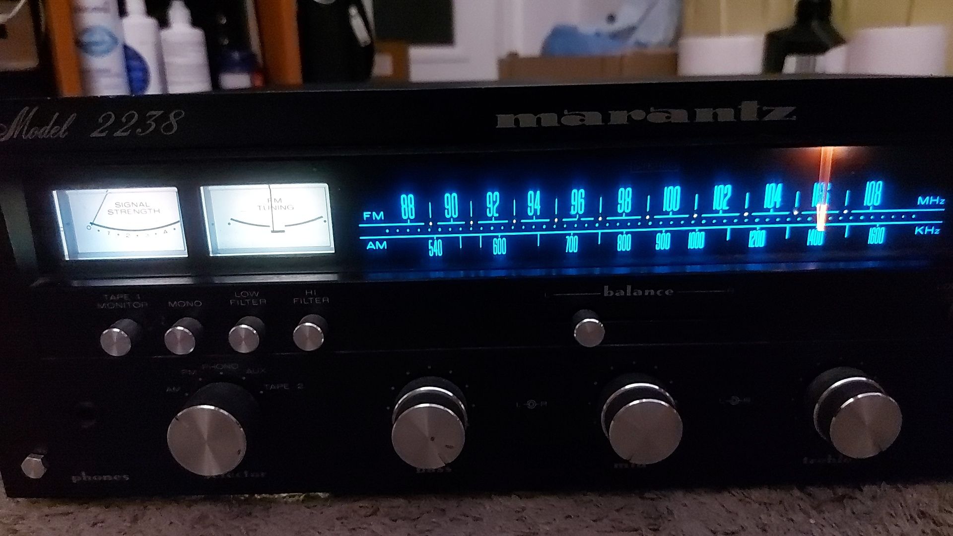 Amplituner marantz  model 2238  stan idealny