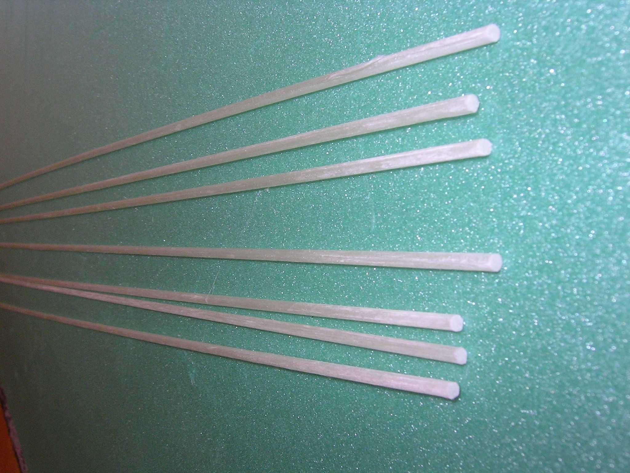 Pręt z włókna szklanego 3 mm x 3,5 mb