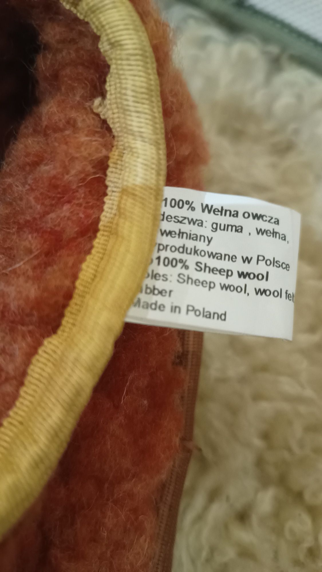 Dwie pary kapcie, wełna owcza