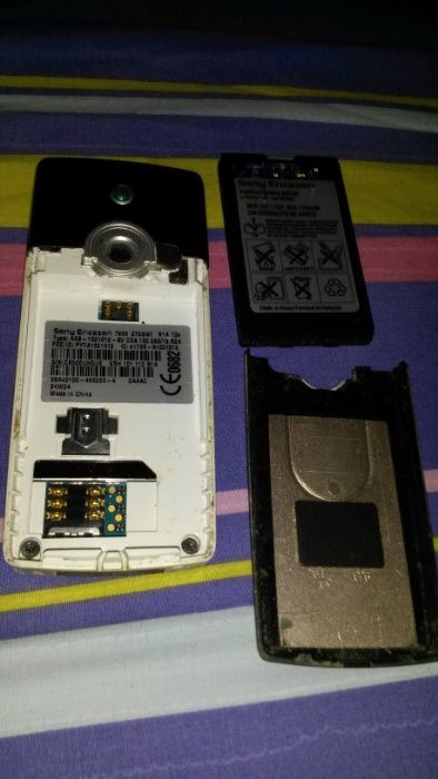 Telemóveis Sony Ericsson T610 e T630