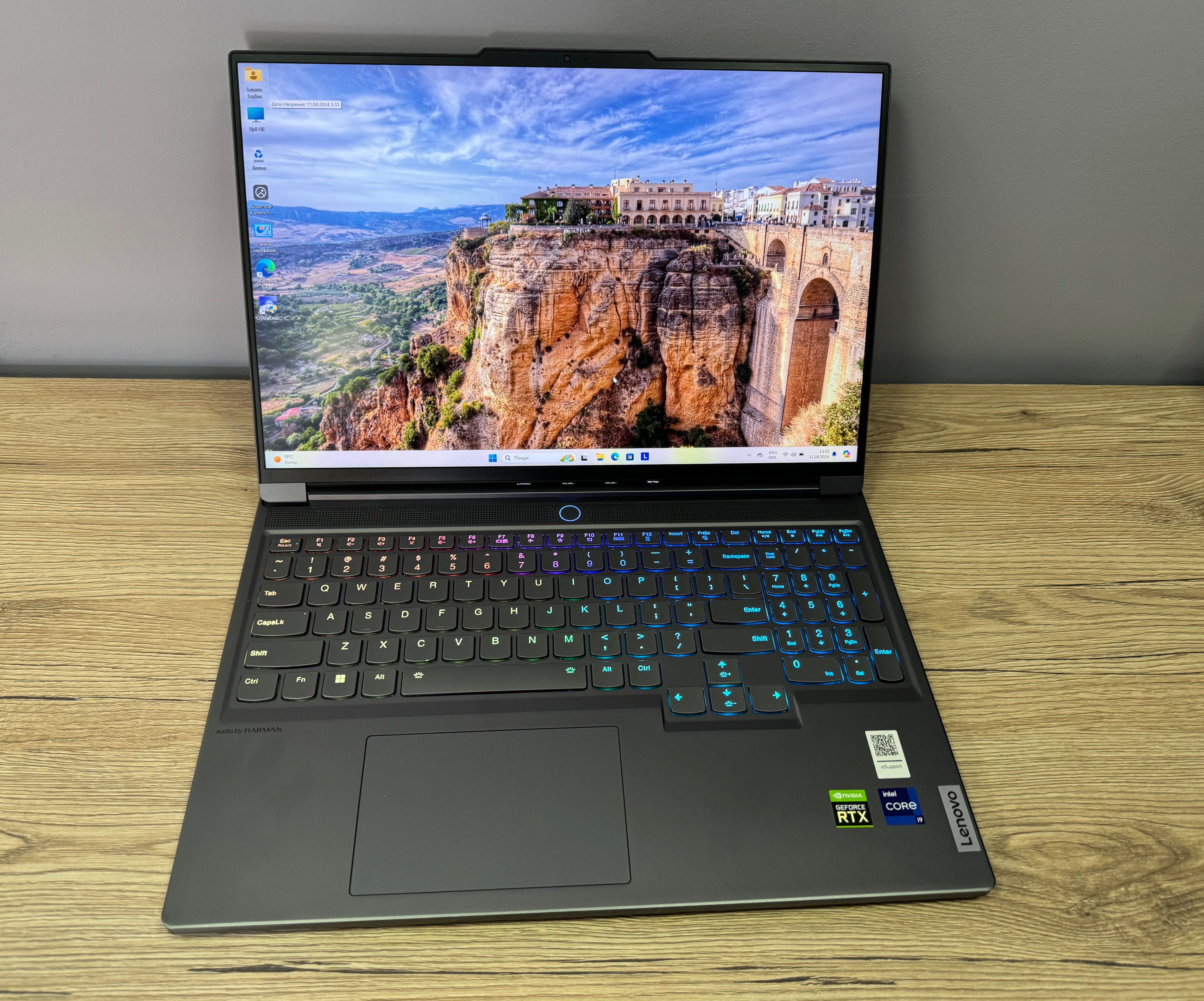 Lenovo Legion slim 7 i9 13900H/16 Ram/1TB/RTX 4070/ 240 Hz