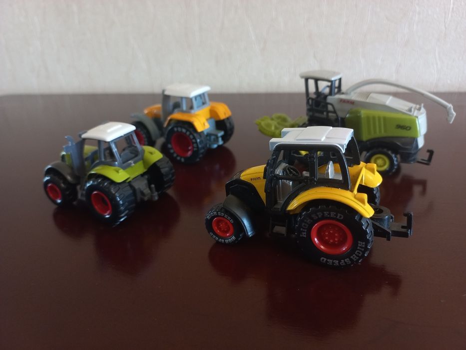 Набор игрушек 4 шт