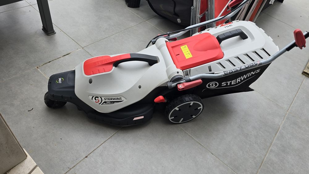 Corta relva rigorosamente impecável