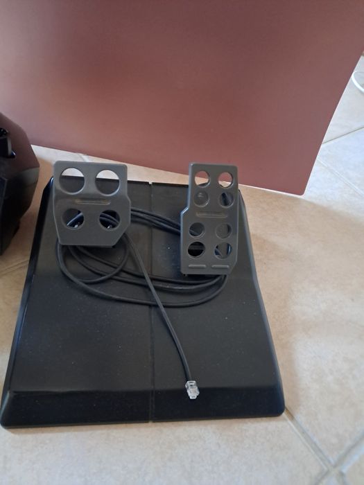 Venda rapida, volante ligitech WinfMan