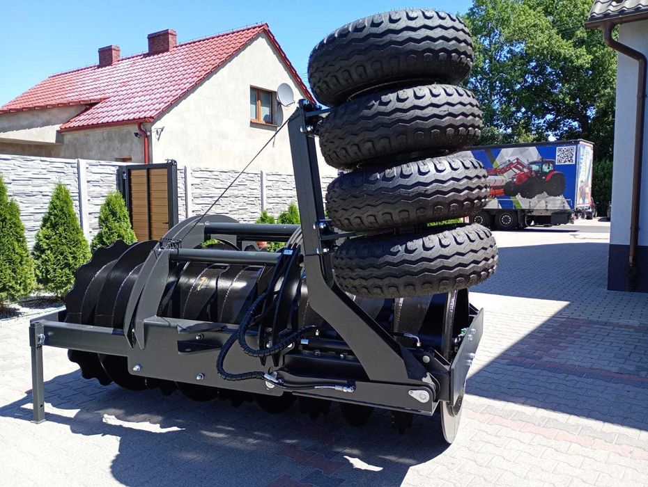 Wał Pryzmowy MT2 z dociskiem- Metal techniak-2025