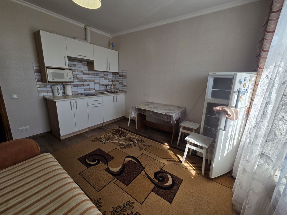 Продам 1-кімнатну Обухів вул.Каштанова 41 м2