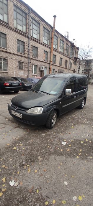 Срочно продам Опель комбо