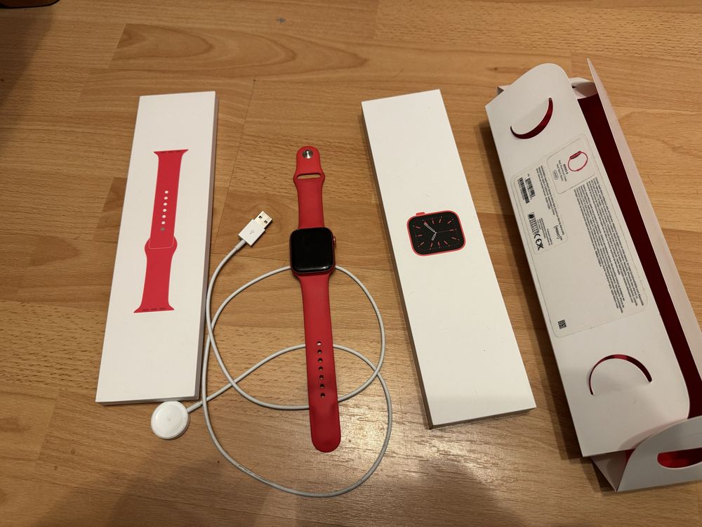 Apple watch 6 44 mm red aluminium