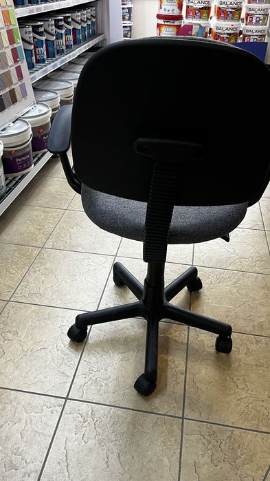 Krzesło biurowe młodzieżowe