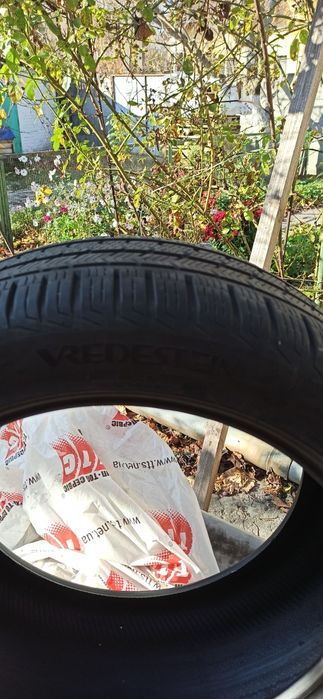 Продам зимнюю резину.