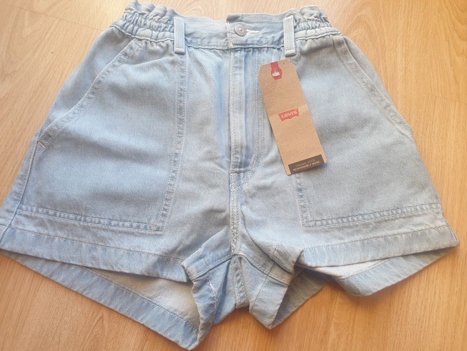 Levi's krótkie spodenki z wysokim stanem